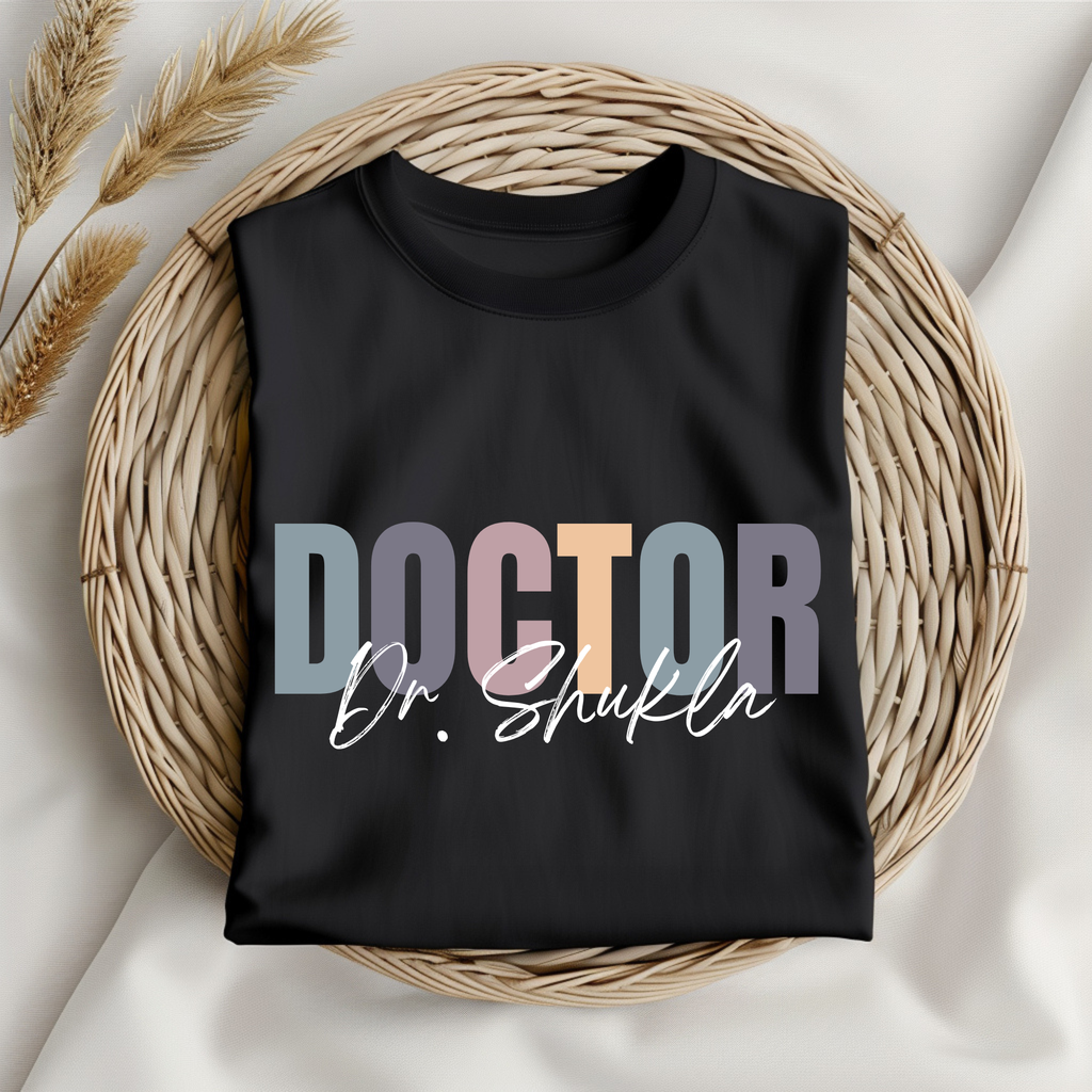 Personalized unisex DOCTOR tshirt